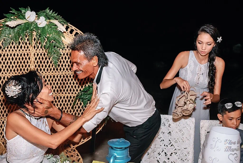 bride and father moment during the speeches Motu Tiahura Tahiti Wedding Photographer