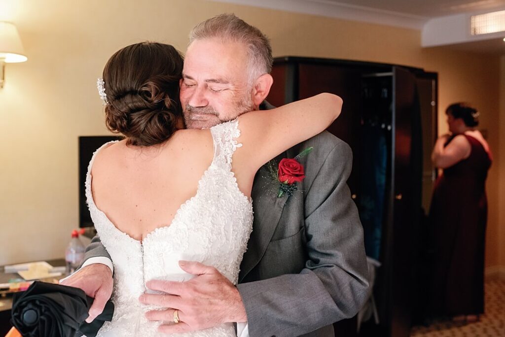 bride and dad's first look