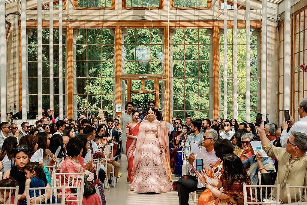 arrival of the bride