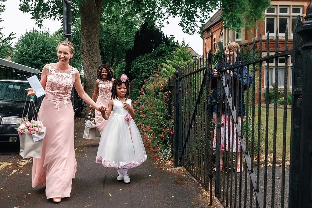 the bridesmaid arriving at the church in Windsor